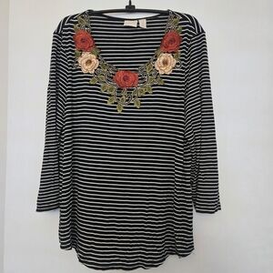 Chico's Black and White Striped Top with‎ Floral Detail Size 2/L
